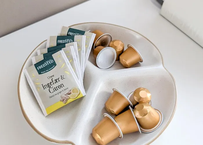 Private With Bathroom And Kitchen, Location *